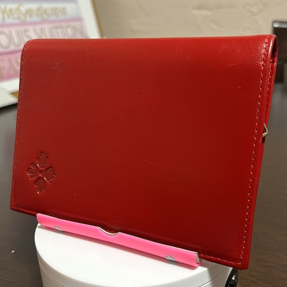 Patricia Nash Duby Red Civita Leather Bifold Wallet - Picture 3 of 13